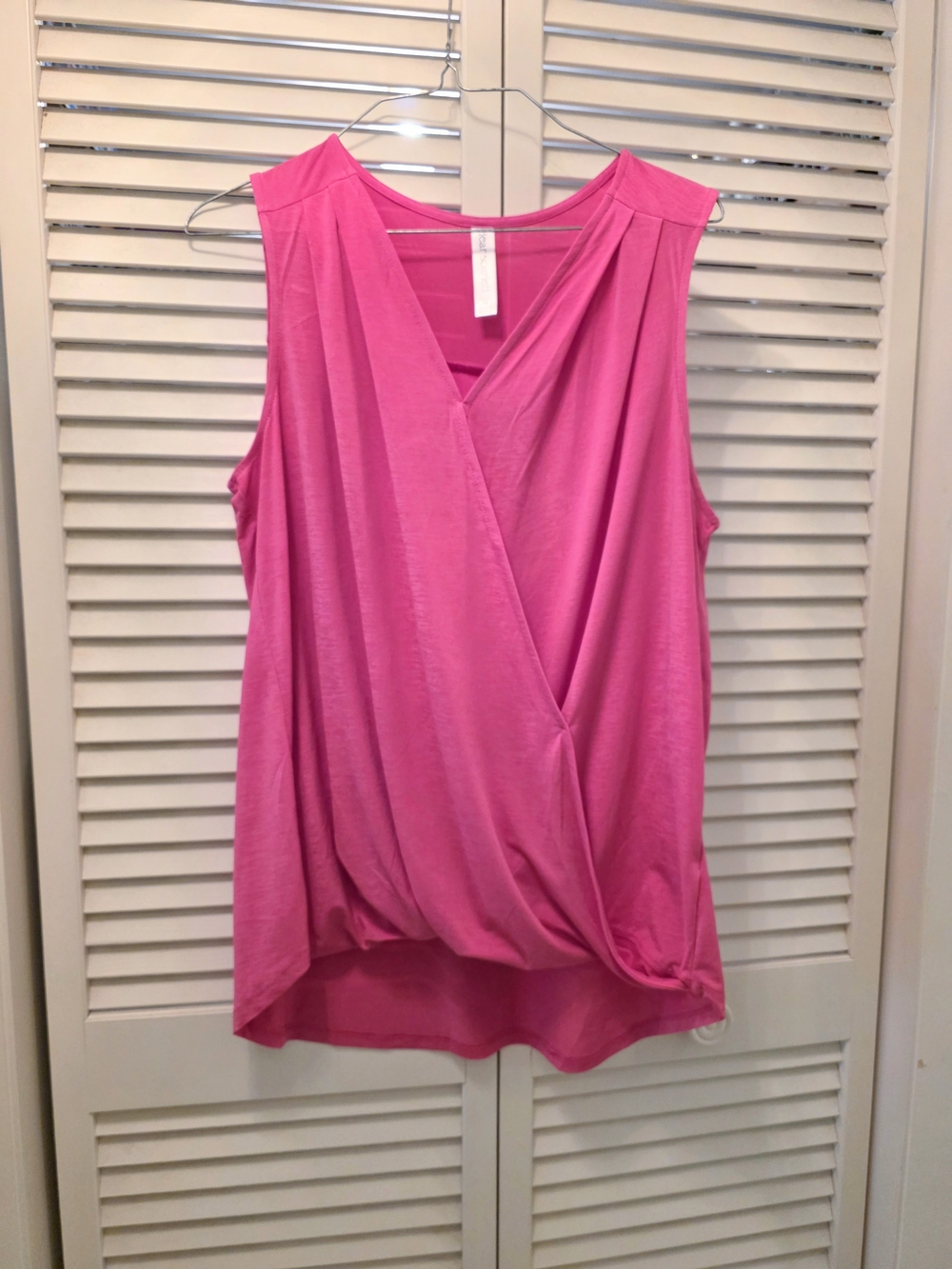 Dear Scarlett Sleeveless Wrap-Front Camisole in Hot Pink M